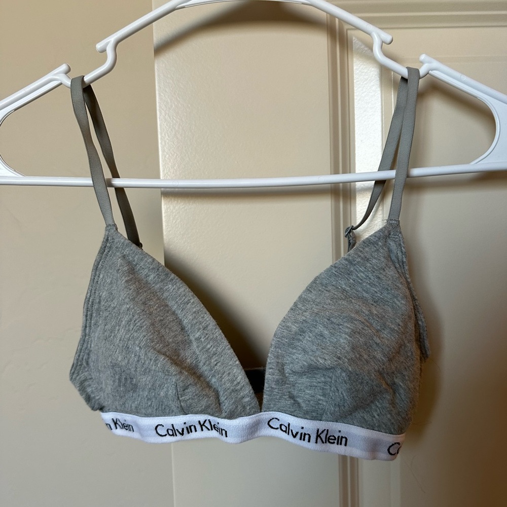 Calvin Klein Sports Bra
